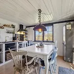 Astrup Vig Hideaway, Thatched With Shelter & Serenity בית נופש *